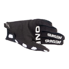 2023 RADAR GLOVES BLACK WHITE