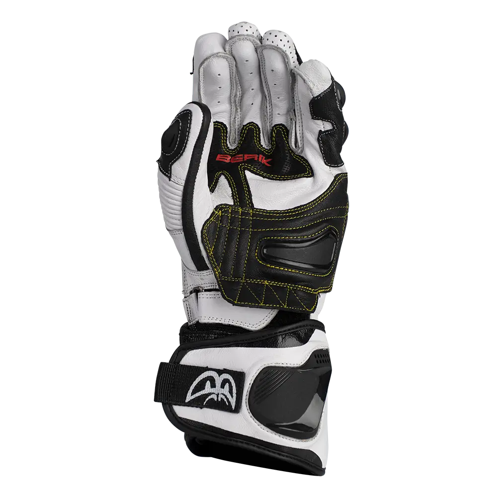 Trax (Black / White)