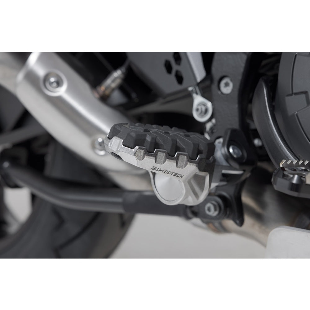 EVO footrest kit. KTM 1290 Super Adventure (21-). (FRS.04.112.10200)