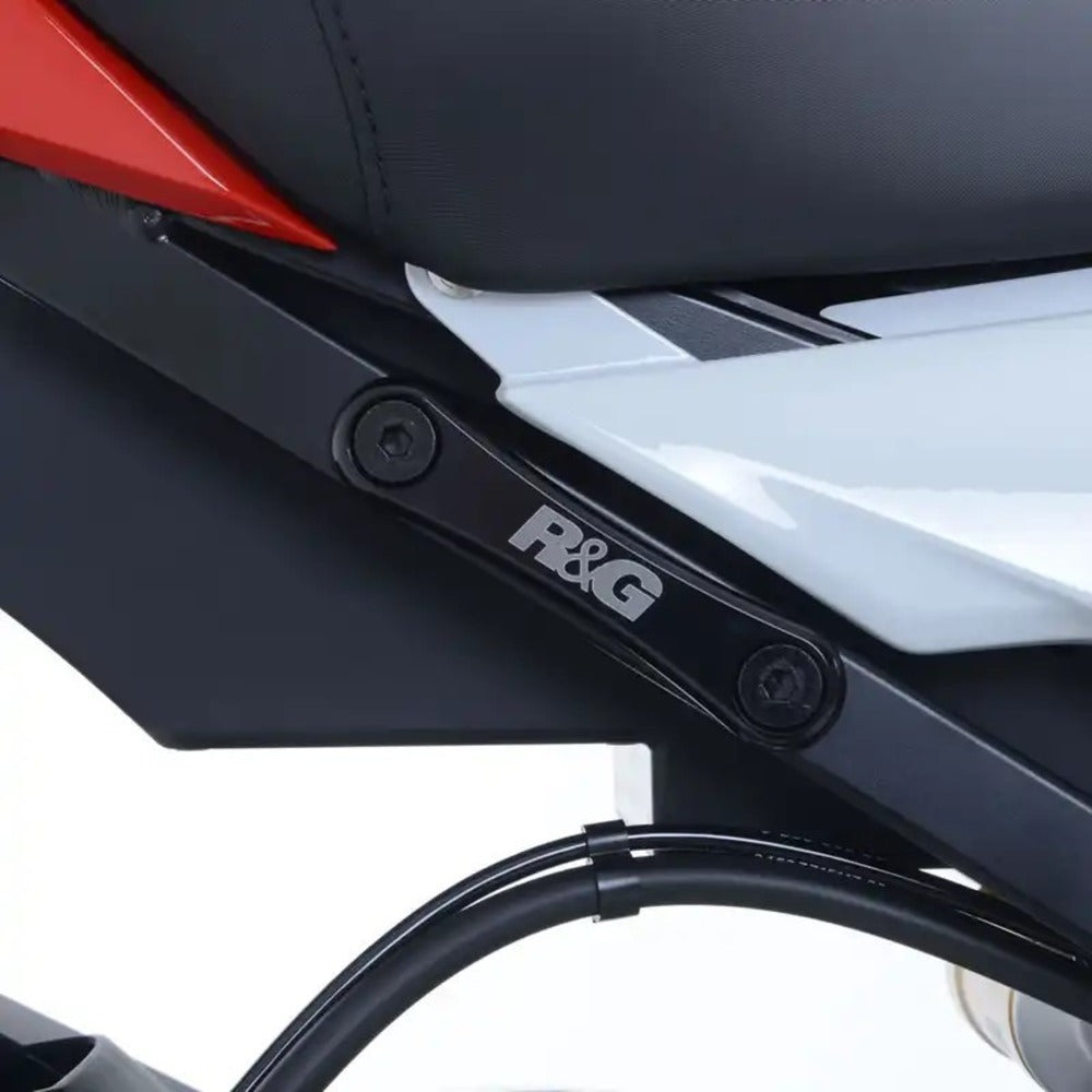Exhaust Hanger & Blank Plate Kit BMW S1000R '17- with Akrapovic exhaust BLACK