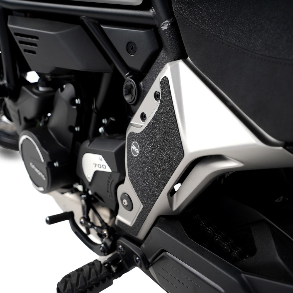 Boot Guard Kit 2pc CFmoto 700CL-X Heritage '21 / Adventure '23- 2-piece kit