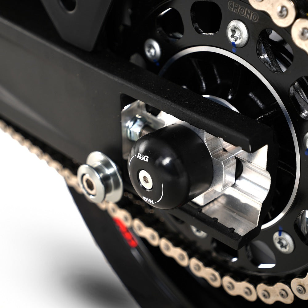 Swingarm Protectors KTM 790 Duke '18-, 790 Adventure '19-, 890 Duke R '20- '24, 890 Adventure '20-'22, 1290 Super Adventure (R) '21- '24 & 890 SMT '23- '24, CFmoto 800MT Sport / Touring / Explore '22-& 800NK '23-