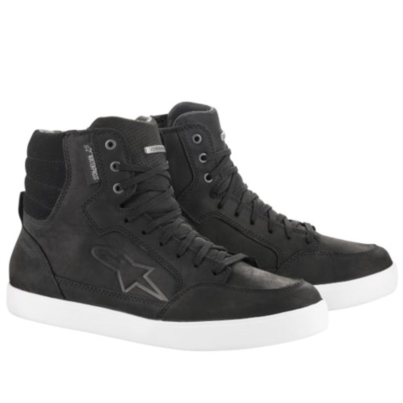 J6 WATERPROOF RIDE SHOE.. BLACK WHITE (0012)