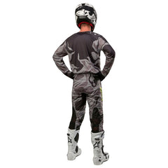 2024 RACER TACTICAL JERSEY CAST GRAY CAMO MAGNET (9115)