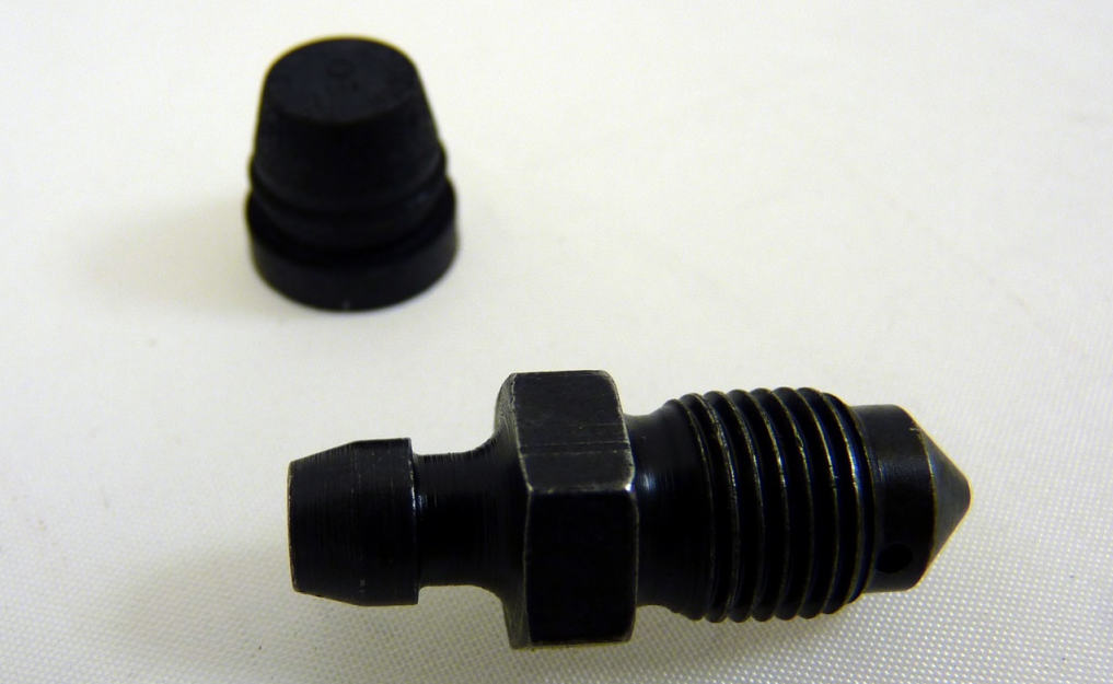 Bleeder for Brembo RCS Master Cylinder B-105338763