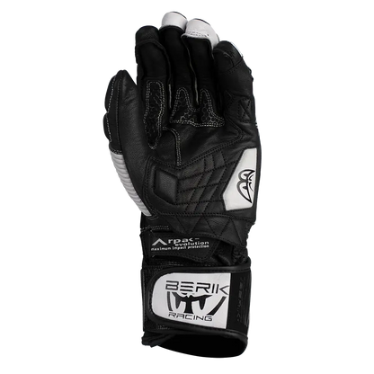 Trax (Black / White)