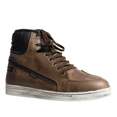 KICKS-BROWN