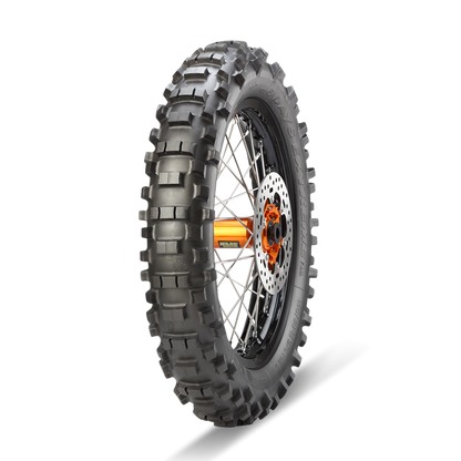 METZELER MCE 6 DAY 140/80-18 70M M+S REAR T/T (MEDIUM)