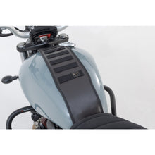 Legend Gear tank strap SLA Triumph models. (BC.TRS.11.667.10000)