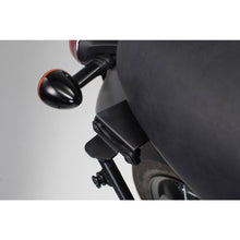 Adapter for SLC side carrier left. For Bonneville T100/120 (15-) w/o pass. grab rail. (HTA.11.743.12001)