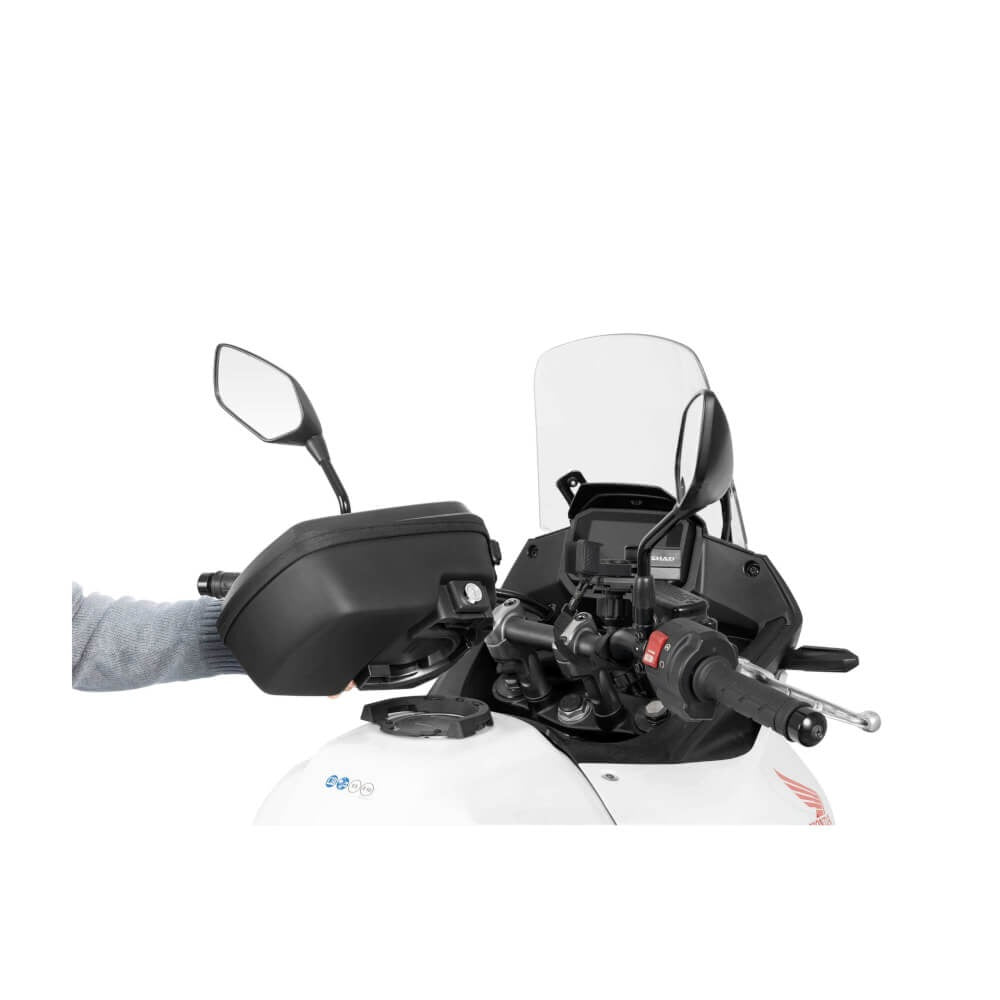 T012CS SHAD Click System Tank Adaptor - Moto Guzzi